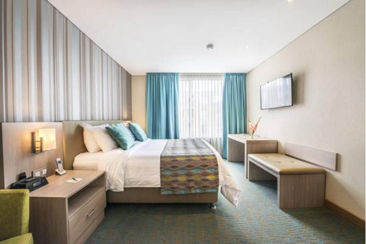 Aparthotel Plaza 3*