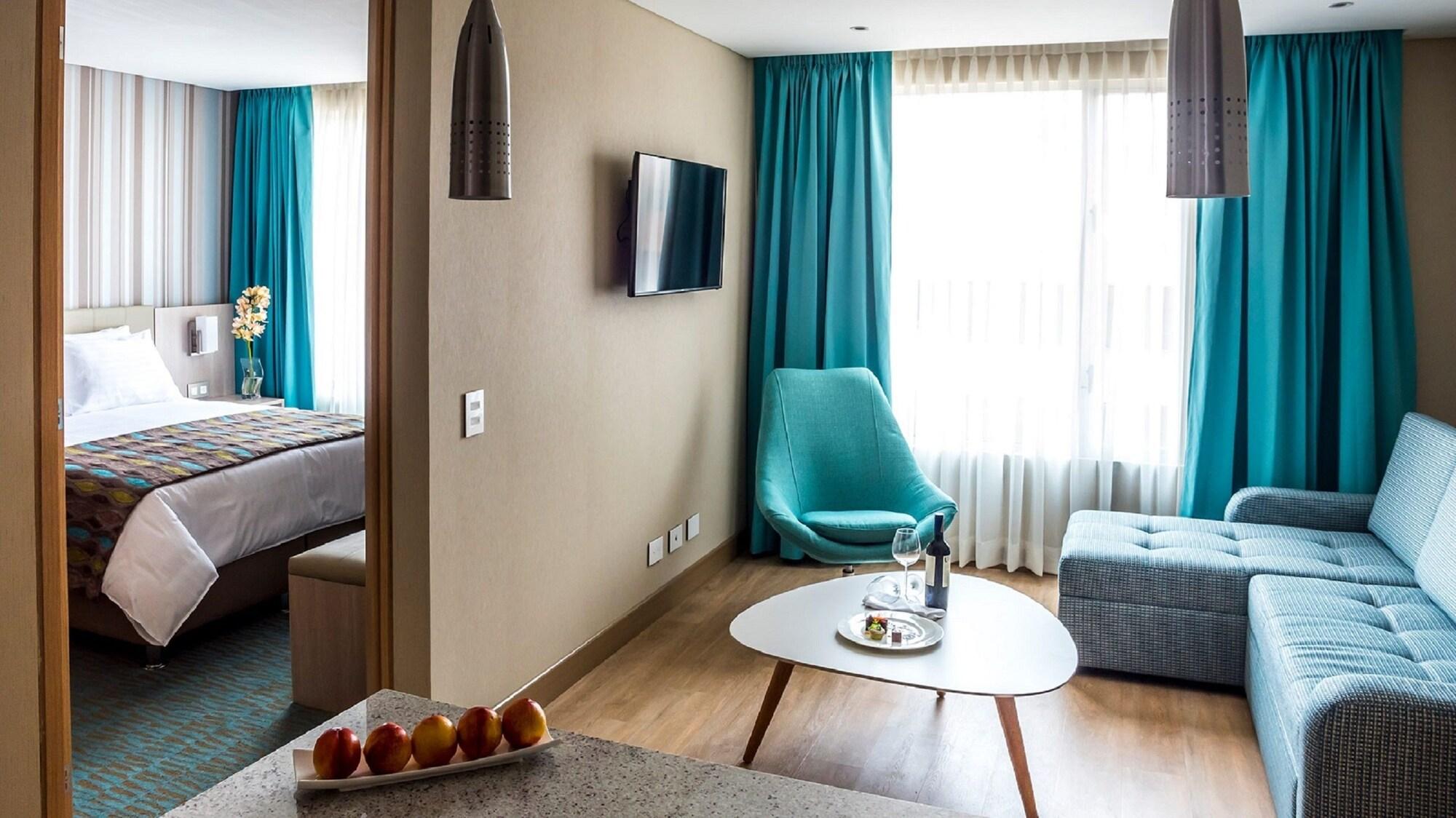 Plaza Aparthotel