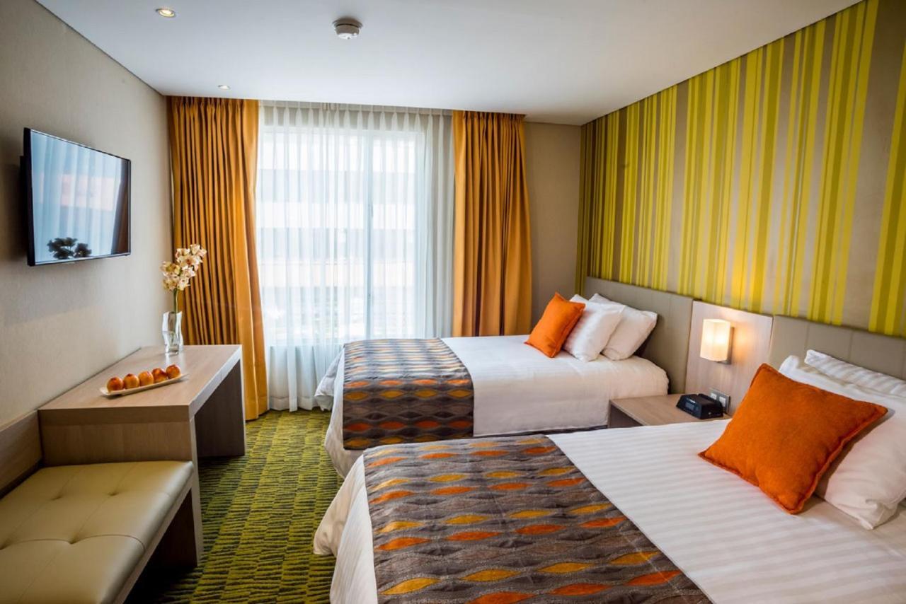 Plaza Aparthotel