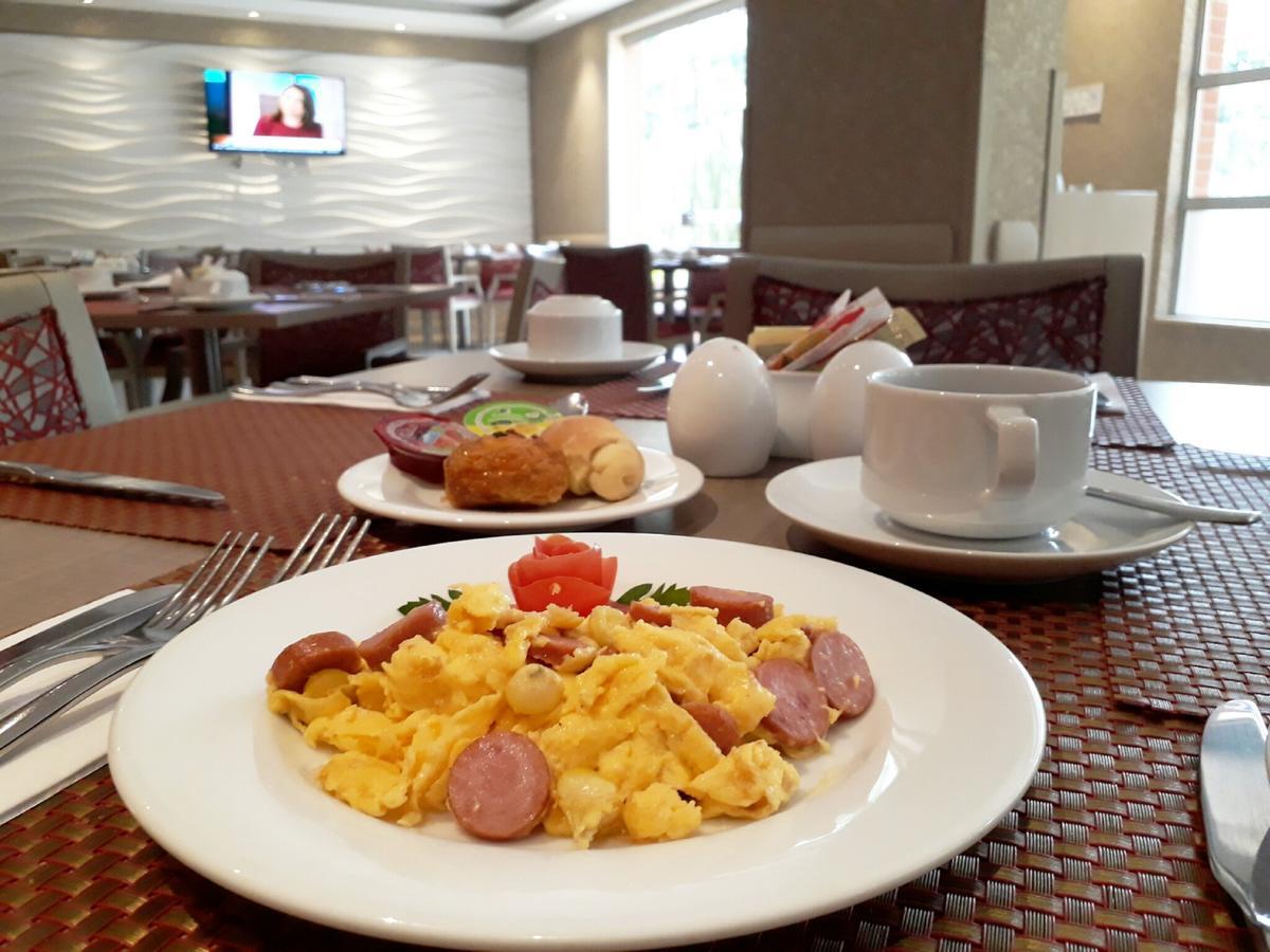 Plaza Aparthotel