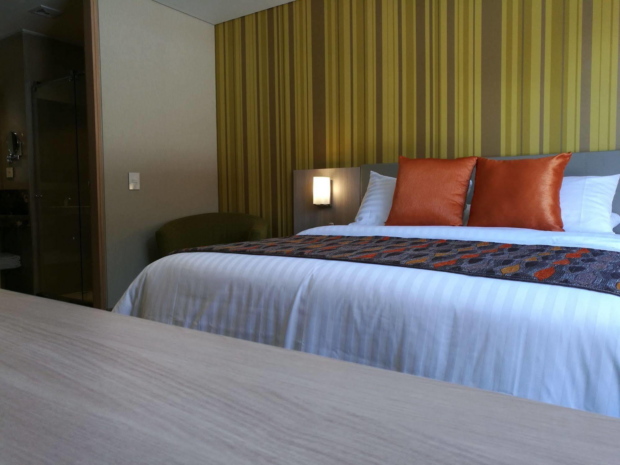 Plaza Aparthotel Bogota