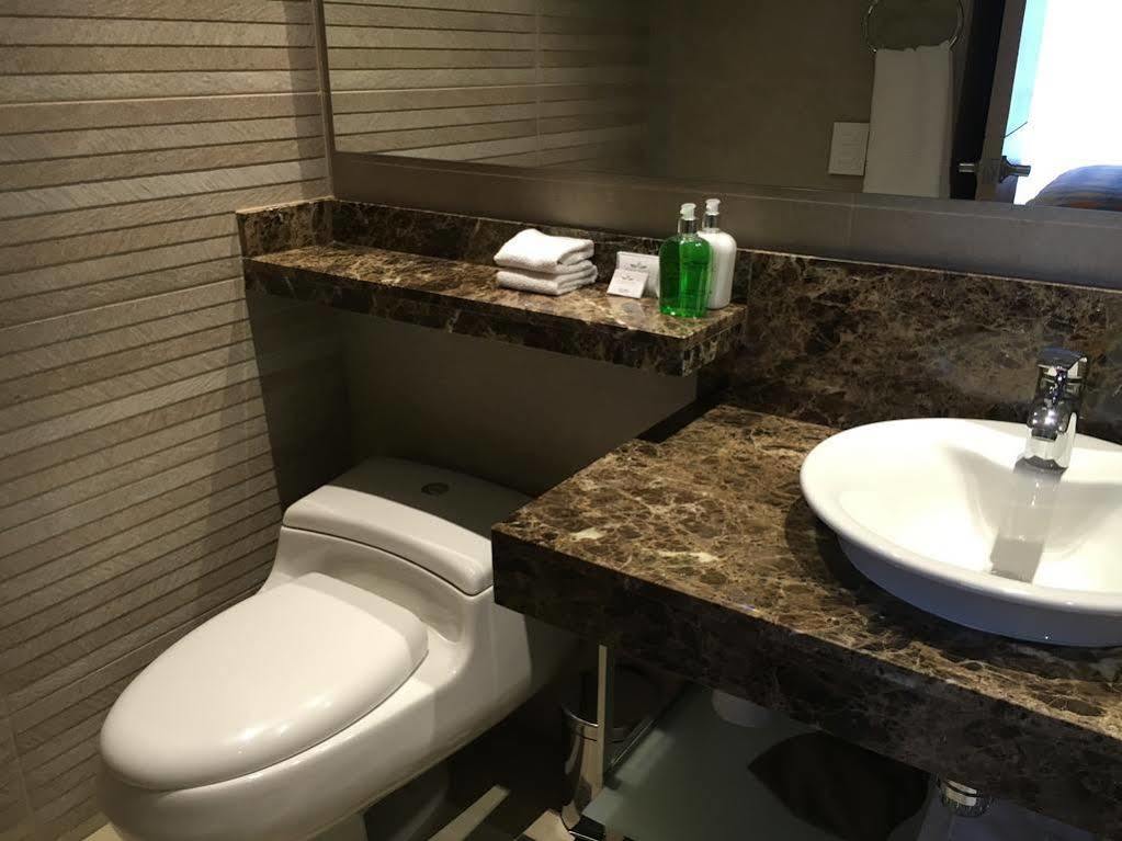Aparthotel Plaza 3*